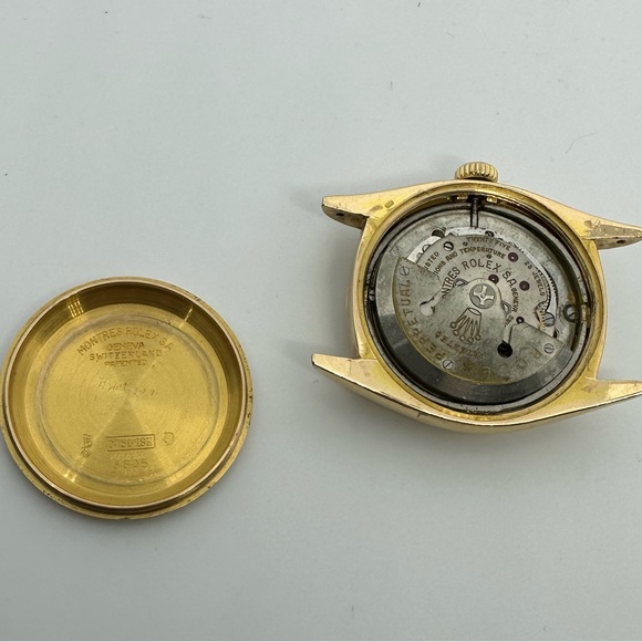 Gold Rolex Datejust - Picture 5 of 9